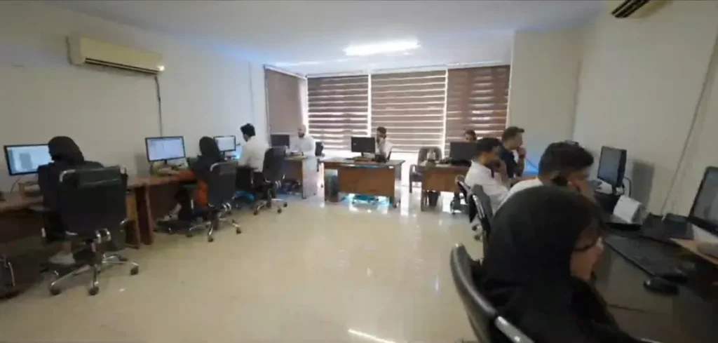 کارکنان شرکت مهندسی هریس